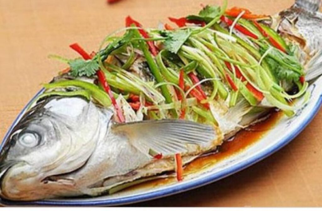 Thực đơn mới lạ với món cá hấp xì dầu thơm ngon