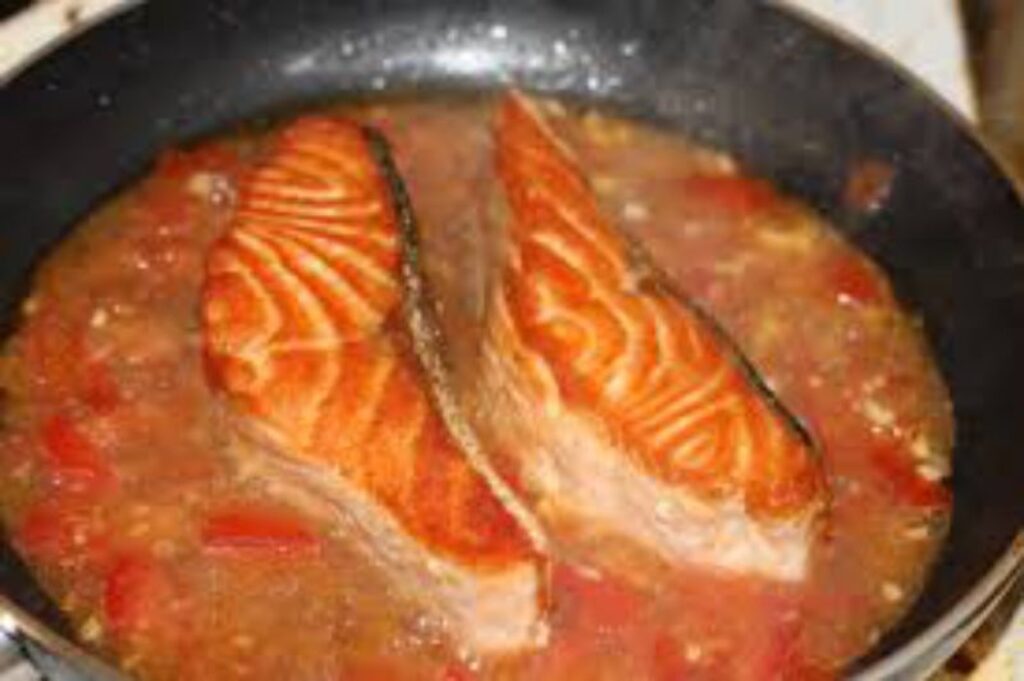 Công thức làm món cá hồi sốt cà chua ngon đẹp mắt